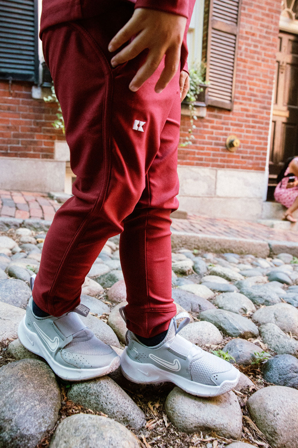 maroon warm-up jogger